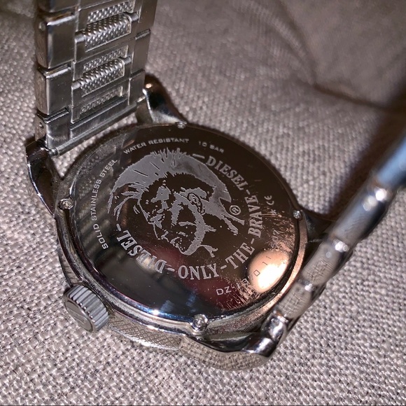 Diesel DZ1370 Stainless Steel Watch - Picture 3 of 8